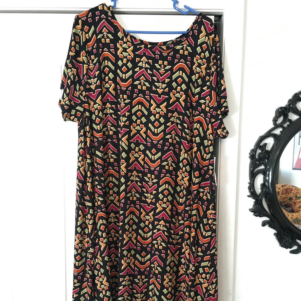 Lularoe Carly dress colorful abstract 3XL